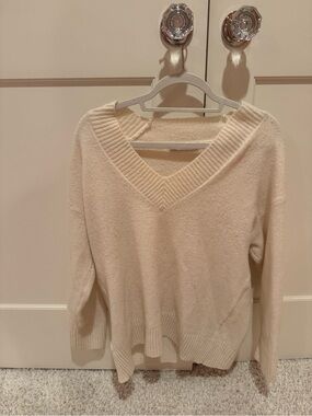 Mango Cream V-Neck Ribbed-Trim Sweater